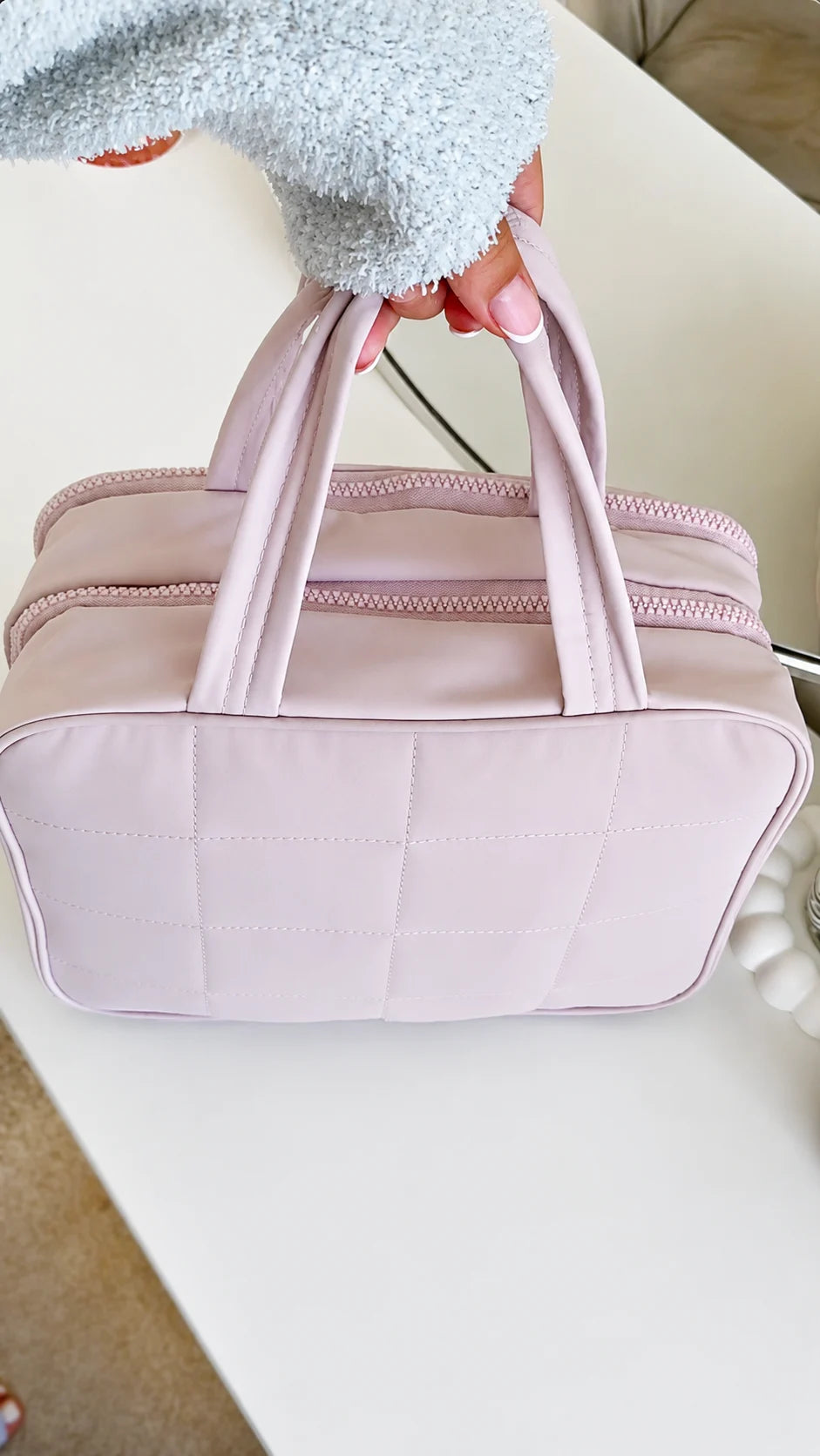 womens travel bag organiser pink with hanging hook jewellery compartment